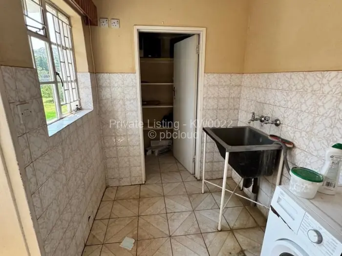 5 Bedroom House to Rent in Borrowdale