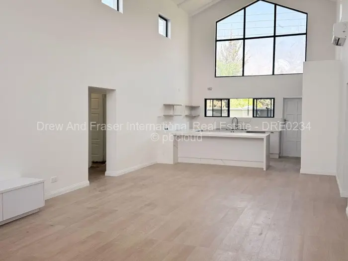 4 Bedroom House to Rent in Hatfield