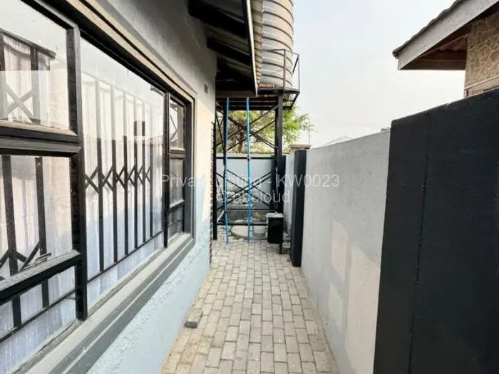 4 Bedroom House to Rent in Southview Park