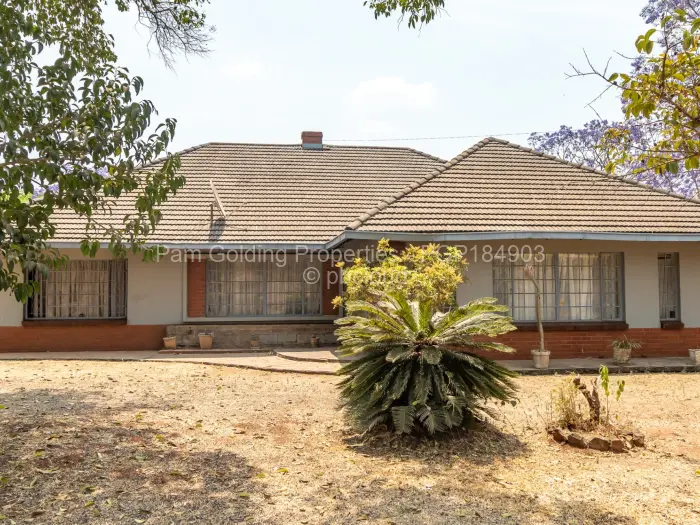 4 Bedroom House for Sale in Chisipite, Harare