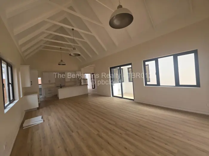 Townhouse/Complex/Cluster to Rent in Pomona