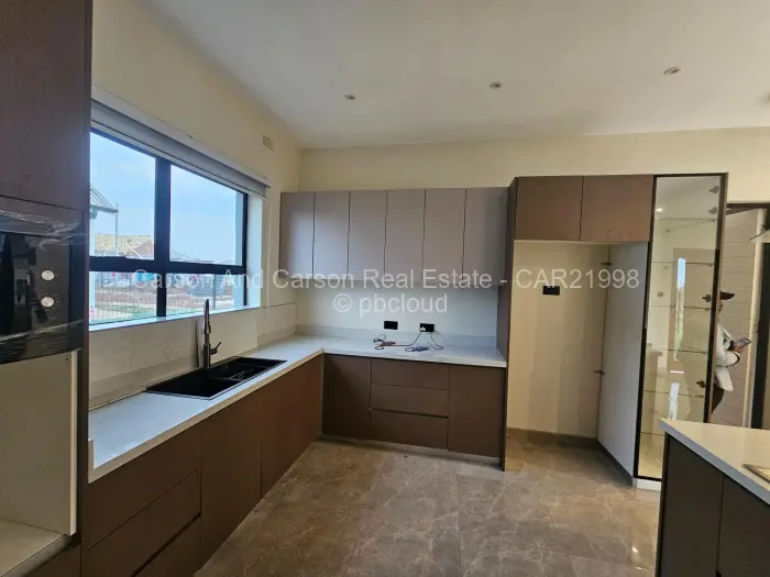 4 Bedroom House to Rent in Fairview