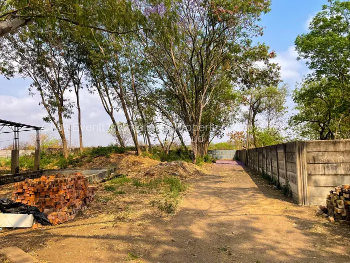 Farm/Plot for Sale in Willsgrove, Bulawayo