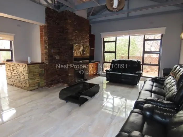 6 Bedroom House for Sale in Rolf Valley, Harare