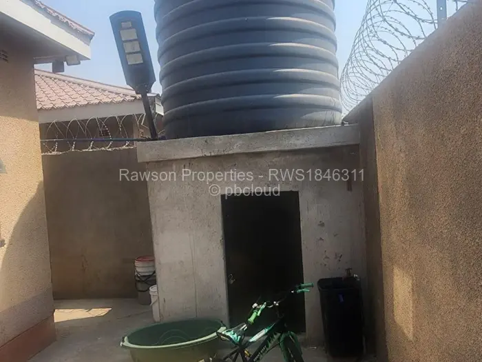 4 Bedroom House for Sale in Southview, Gweru