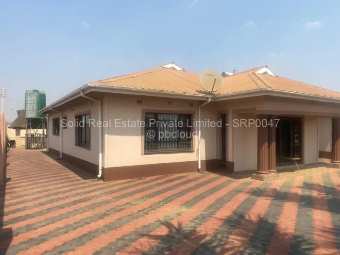 4 Bedroom House for Sale in Sandton Park, Harare