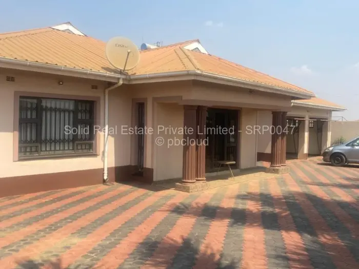 4 Bedroom House for Sale in Sandton Park, Harare