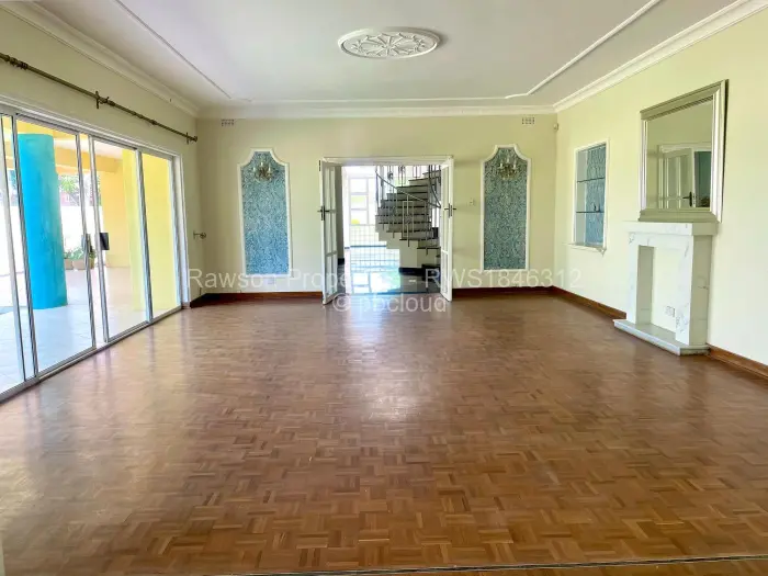 6 Bedroom House for Sale in Mount Pleasant, Harare