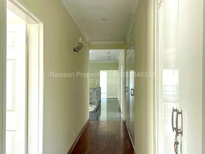 6 Bedroom House for Sale in Mount Pleasant, Harare