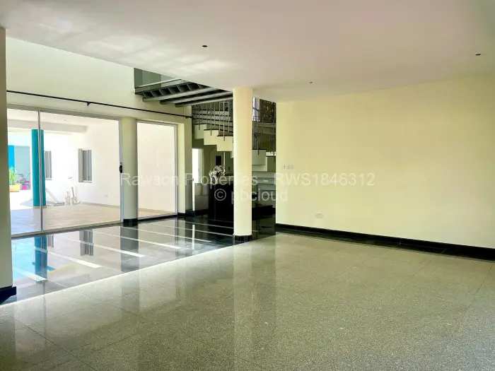 6 Bedroom House for Sale in Mount Pleasant, Harare