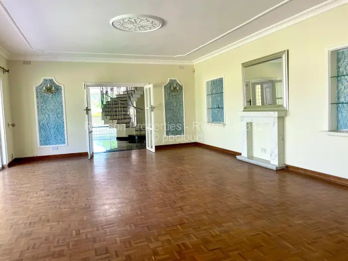 6 Bedroom House for Sale in Mount Pleasant, Harare