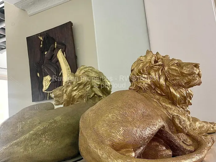 6 Bedroom House for Sale in Mount Pleasant, Harare