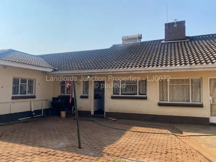 3 Bedroom House for Sale in Parklands, Bulawayo