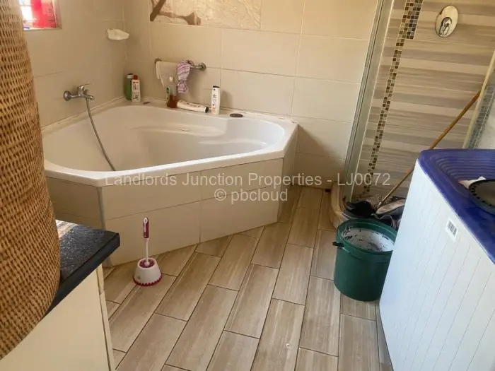 3 Bedroom House for Sale in Parklands, Bulawayo