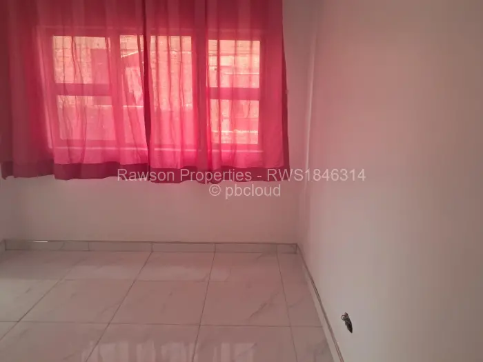 Townhouse/Cluster for Sale in Carrick Creagh Estate, Harare