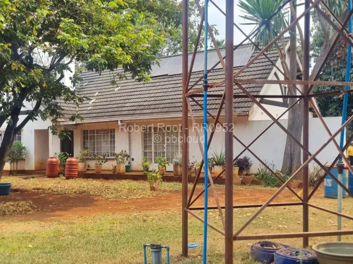 4 Bedroom House for Sale in Borrowdale, Harare