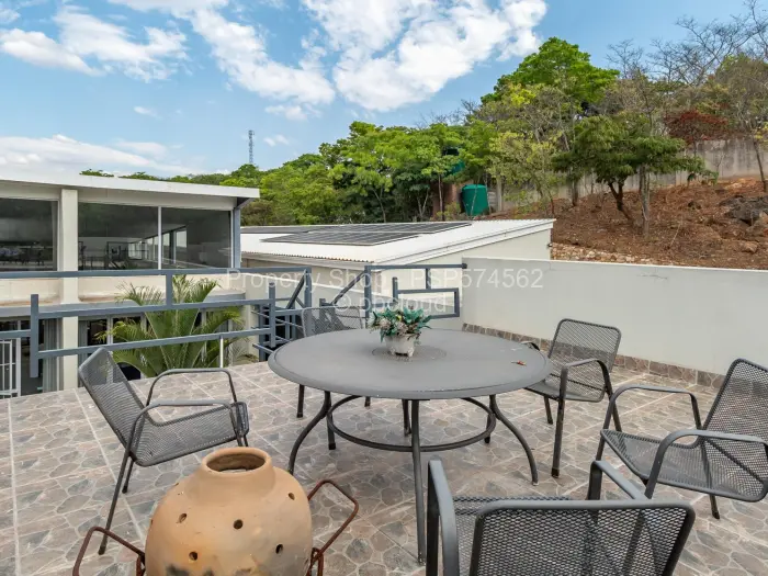 4 Bedroom House for Sale in Glen Lorne, Harare