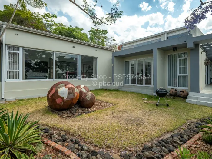 4 Bedroom House for Sale in Glen Lorne, Harare