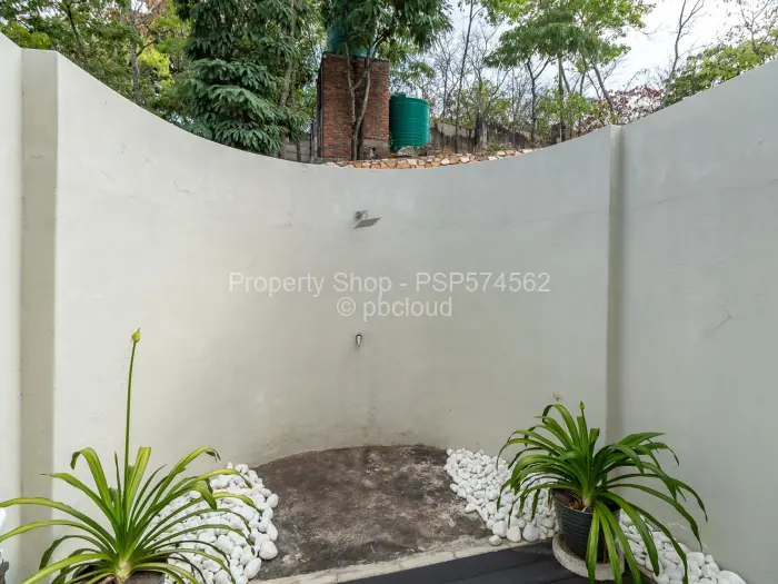 4 Bedroom House for Sale in Glen Lorne, Harare