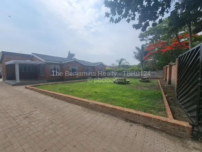 3 Bedroom House to Rent in Westgate, Harare