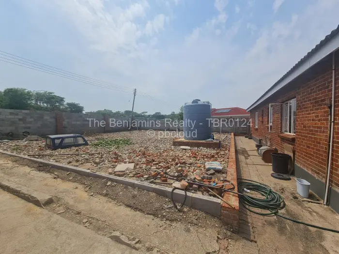 3 Bedroom House to Rent in Westgate, Harare