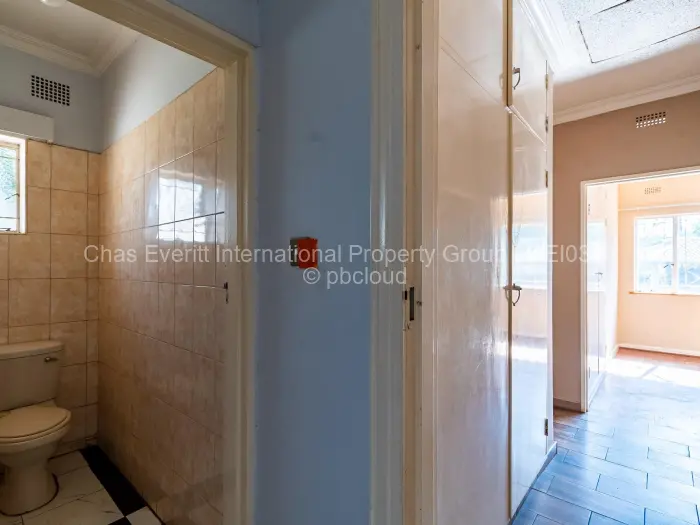 6 Bedroom House to Rent in Mount Pleasant