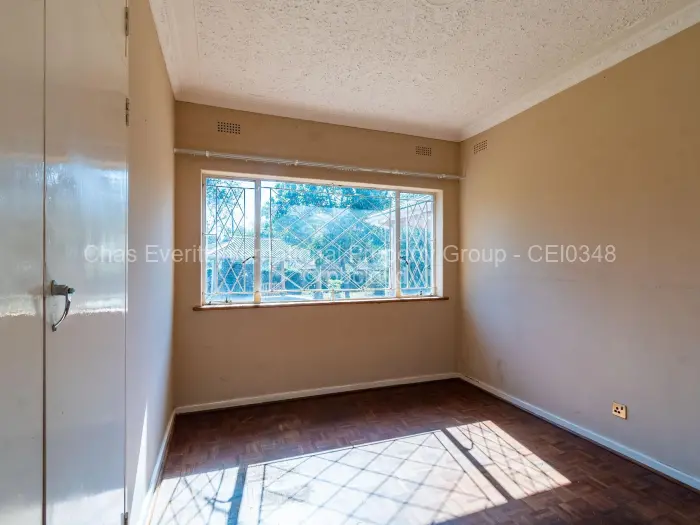 6 Bedroom House to Rent in Mount Pleasant