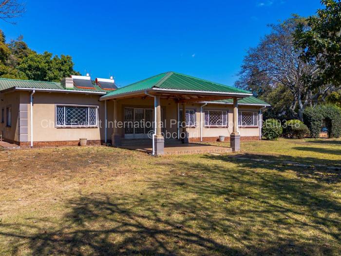 6 Bedroom House to Rent in Mount Pleasant, Harare