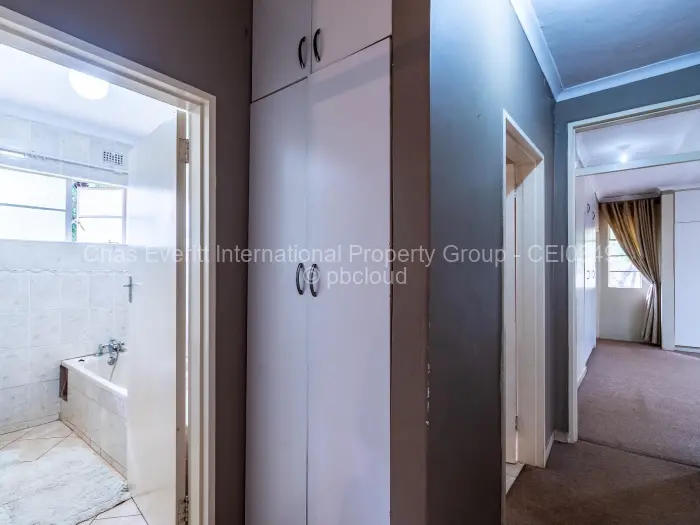 Townhouse/Complex/Cluster to Rent in Borrowdale, Harare