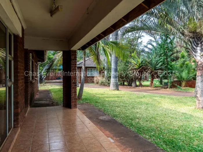 Townhouse/Complex/Cluster to Rent in Borrowdale, Harare