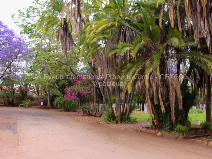 Warehouse/Industrial to Rent in Suburbs, Bulawayo