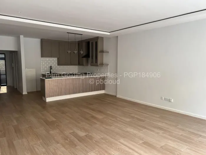 Townhouse/Complex/Cluster to Rent in Greendale