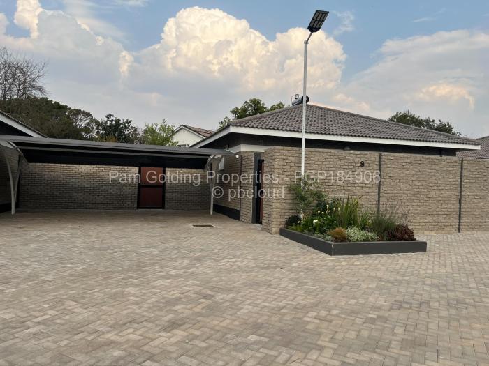 Townhouse/Cluster to Rent in Greendale, Harare