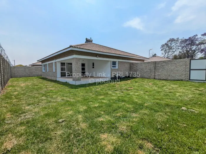 Townhouse/Complex/Cluster to Rent in Greendale North