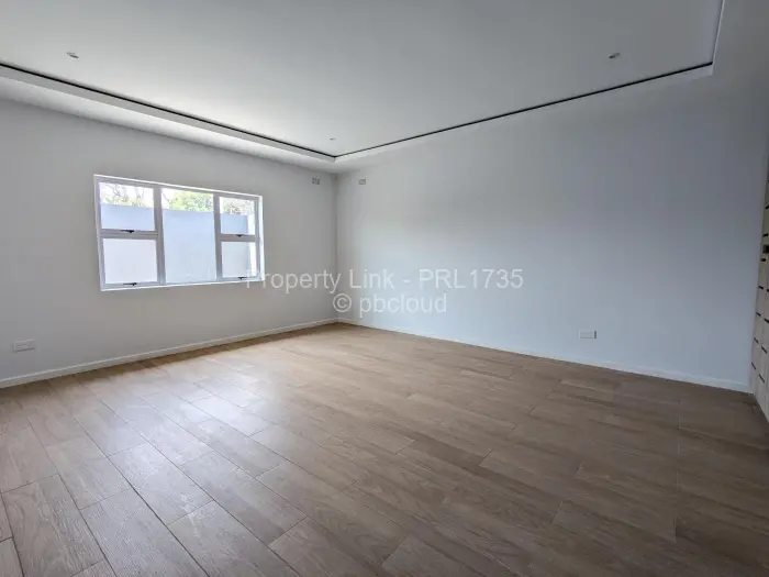 Townhouse/Complex/Cluster to Rent in Greendale North