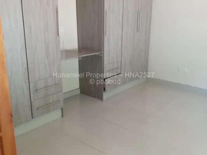 Townhouse/Complex/Cluster to Rent in Borrowdale