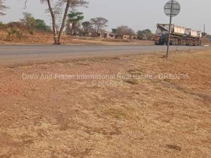 Commercial Stand for Sale in Ngezi, Ngezi