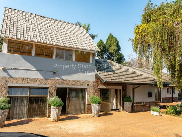 3 Bedroom House for Sale in Chisipite, Harare