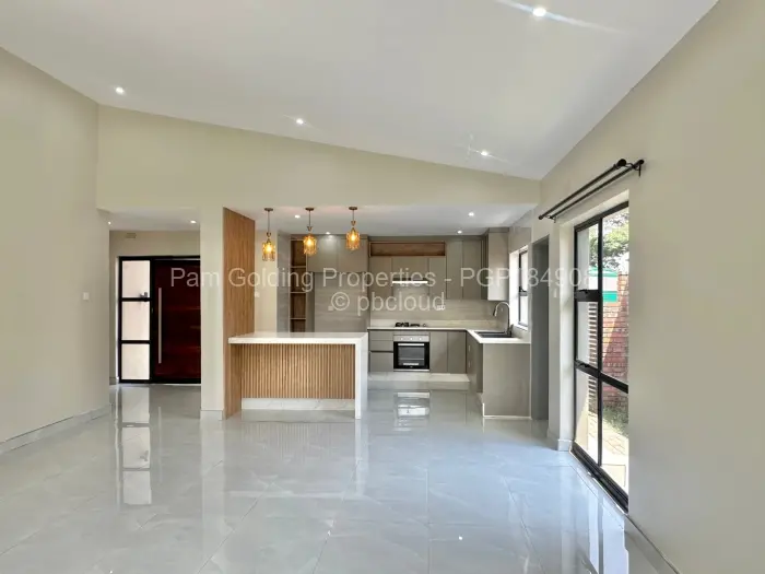 Townhouse/Complex/Cluster to Rent in Greendale