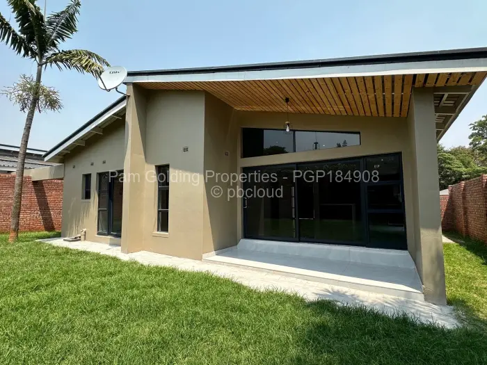 Townhouse/Complex/Cluster to Rent in Greendale
