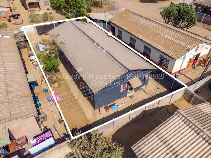 3 Bedroom House for Sale in Budiriro, Harare