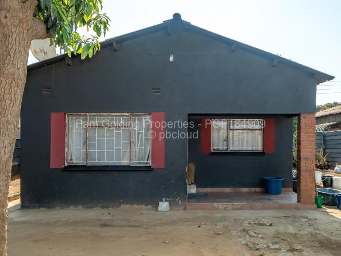 3 Bedroom House for Sale in Budiriro, Harare