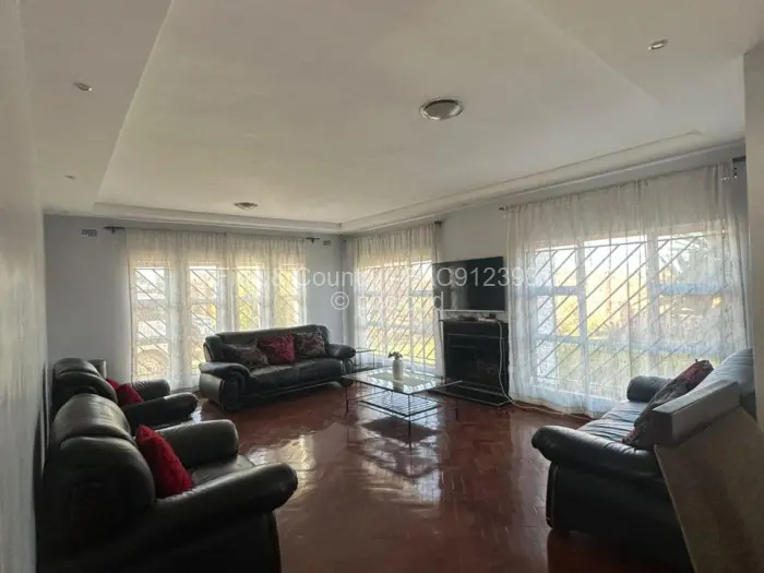3 Bedroom House to Rent in Mount Pleasant Heights
