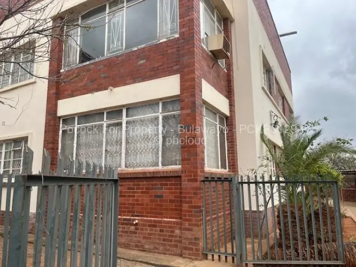Flat/Apartment for Sale in Famona, Bulawayo