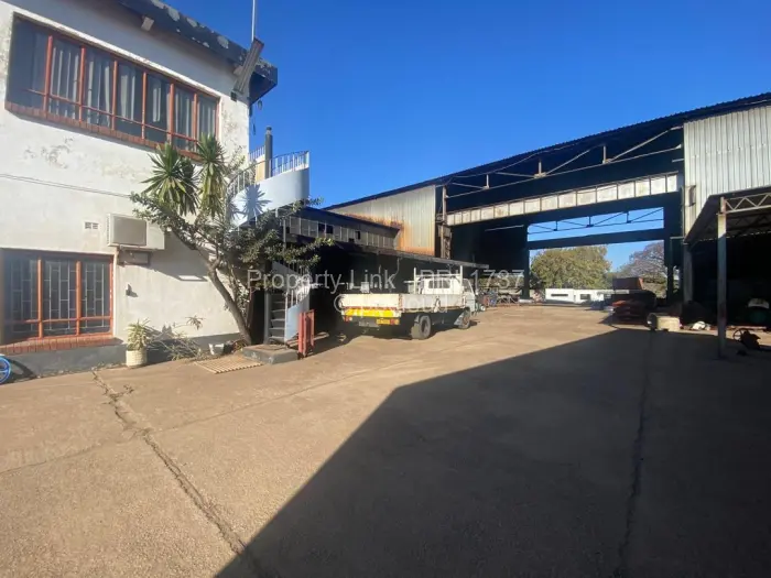 Warehouse/Industrial for Sale in Ardbennie, Harare