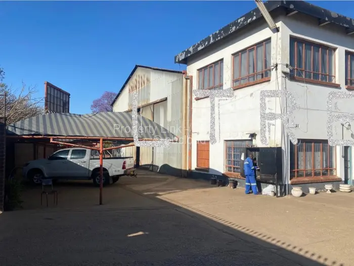 Warehouse/Industrial for Sale in Ardbennie, Harare