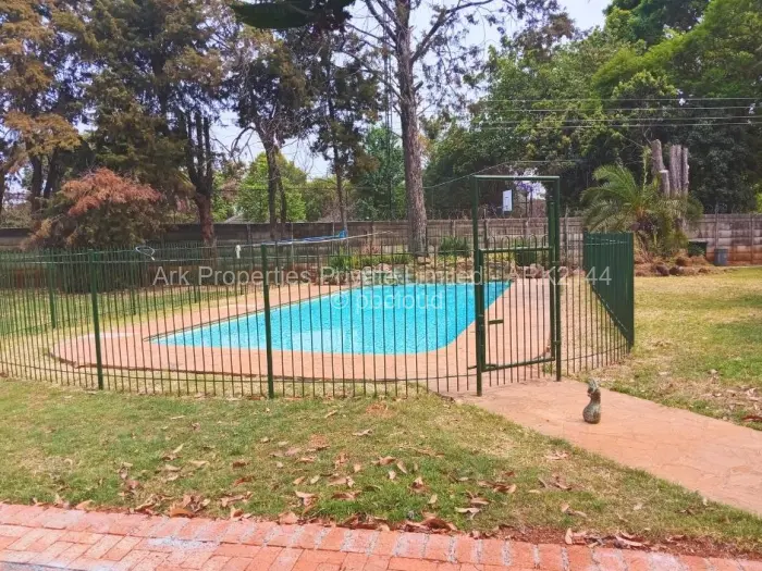 4 Bedroom House to Rent in Mount Pleasant