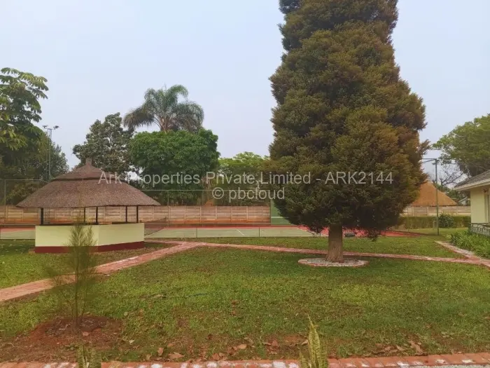 4 Bedroom House to Rent in Mount Pleasant