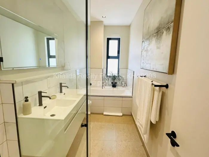 Townhouse/Complex/Cluster to Rent in Borrowdale
