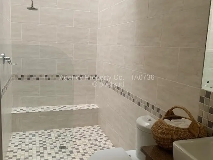 Townhouse/Complex/Cluster to Rent in Newlands